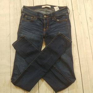 Size 24W 33L Hollister stretch skinny jeans